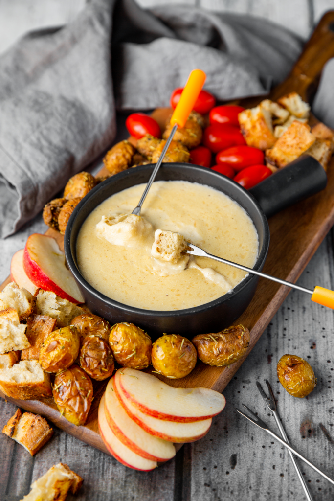 Veganes Käsefondue – Veganes Rezept – Wheaty